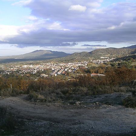 Alojamiento Cr Cuatro Caminos San Pablo de los Montes Eksteriør billede